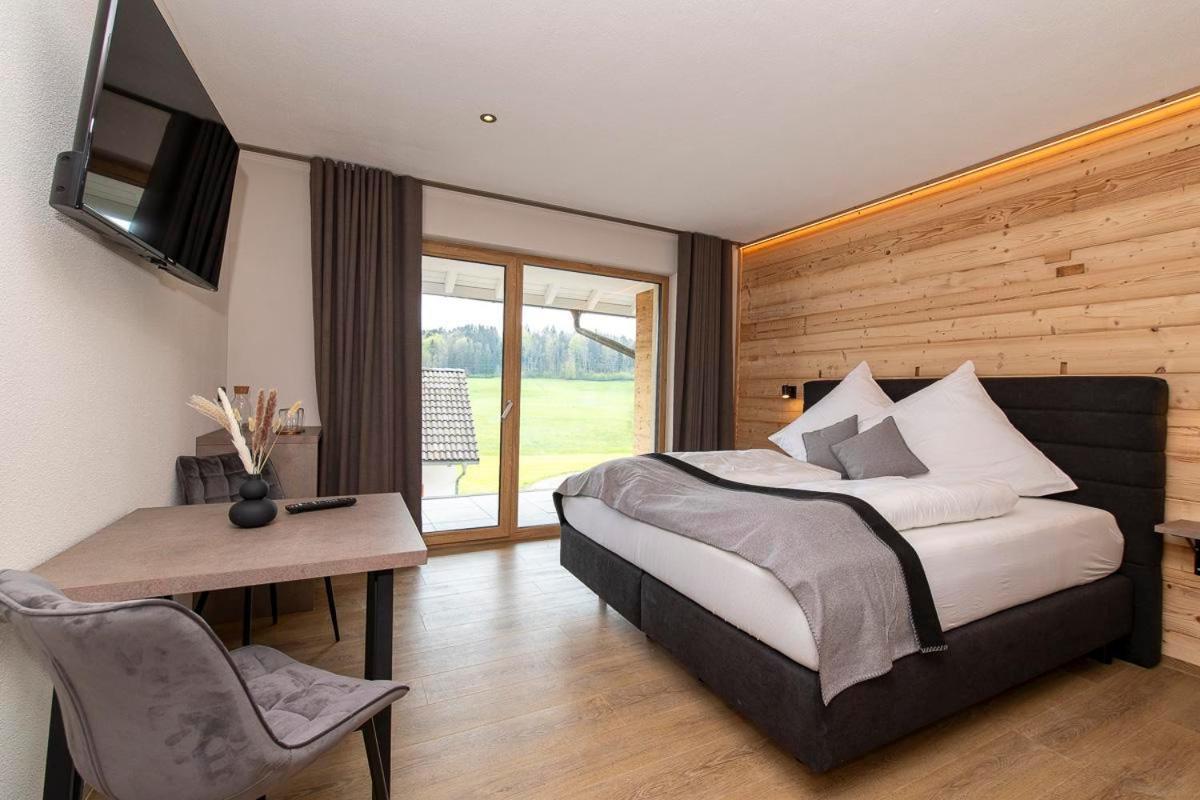 Hotel Mueller'S Stuben Isny im Allgäu Esterno foto